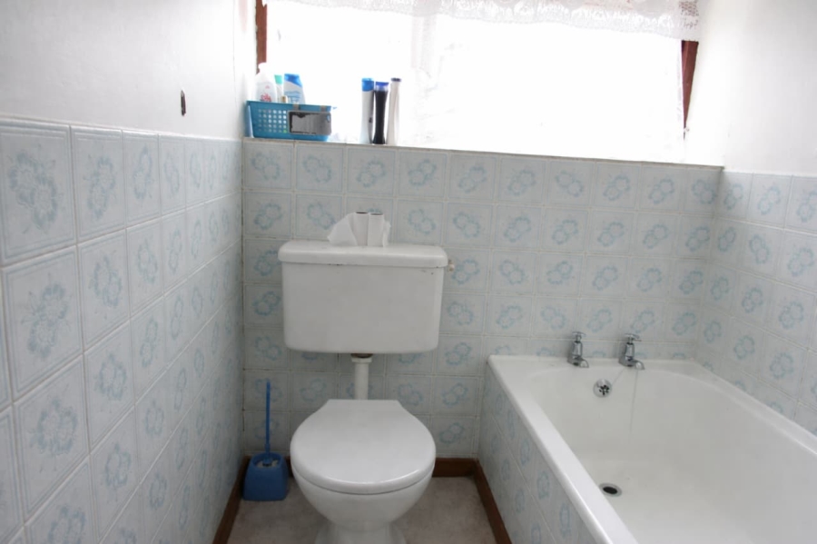 3 Bedroom Property for Sale in Humansdorp Eastern Cape